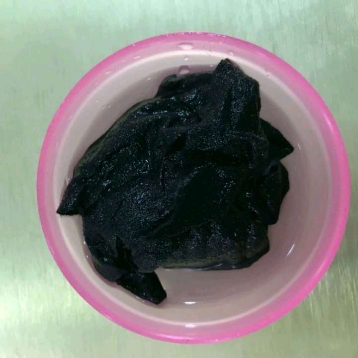 Disposable bamboo charcoal mask paper, portable candy compressed granules, household compressed mask paper detail image 2