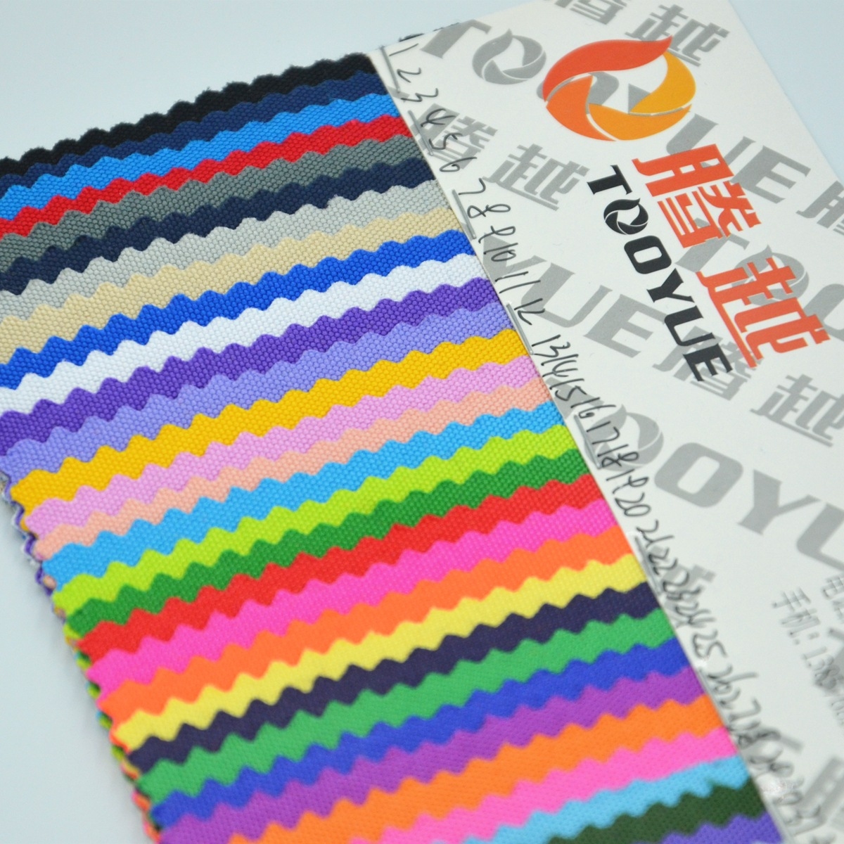 TY-041 600D Glossy pu waterproof, Euro standard 42# fruit green Application Scenario