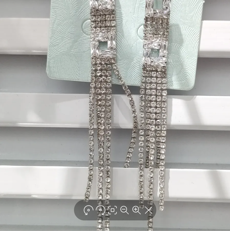 Korean-style long-chain clawned zircon party exaggerated accessory earrings, earrings Billon-25 Specification image