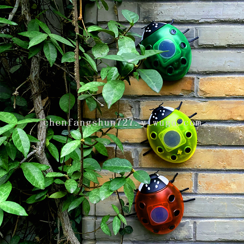 New products of outdoor solar garden lights, household garden fence lights and solar beetle lights have been dispatched Application Scenario