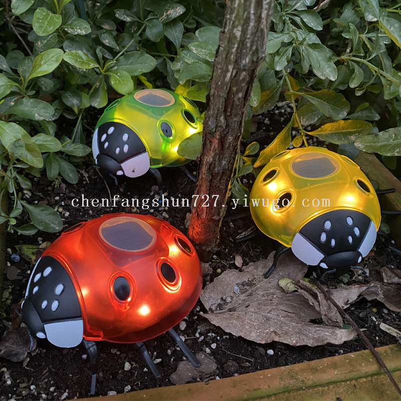 New products of outdoor solar garden lights, household garden fence lights and solar beetle lights have been dispatched Specification image