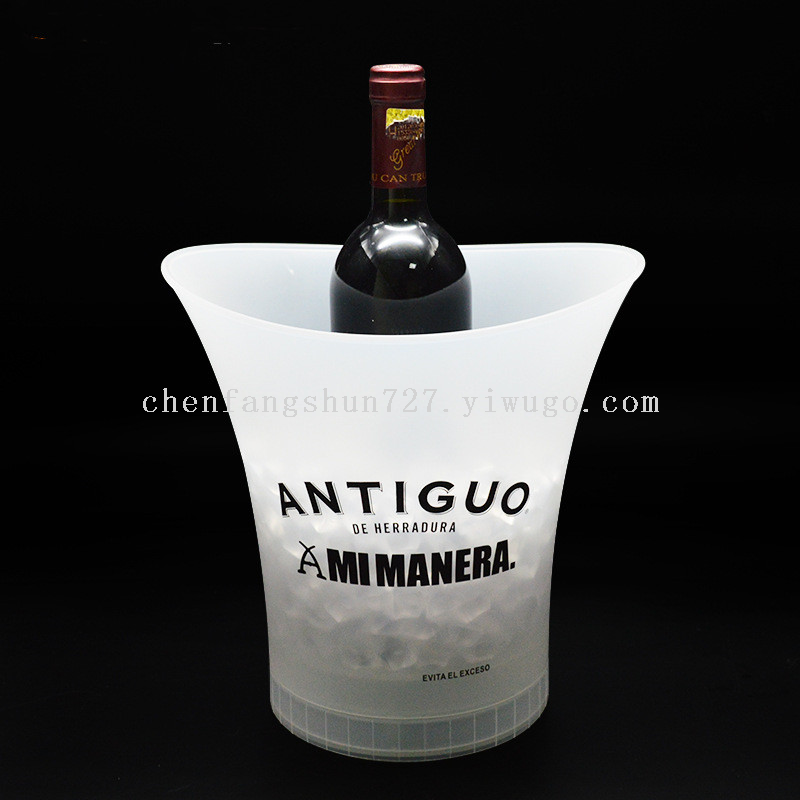 发光冰桶细节图