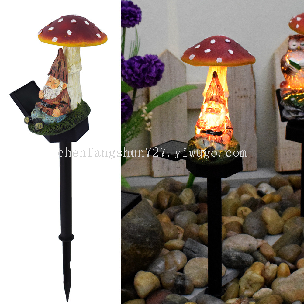 Modern solar outdoor lights, waterproof courtyard garden mushroom umbrella lights, garden landscape lawn resin night lights Application Scenario